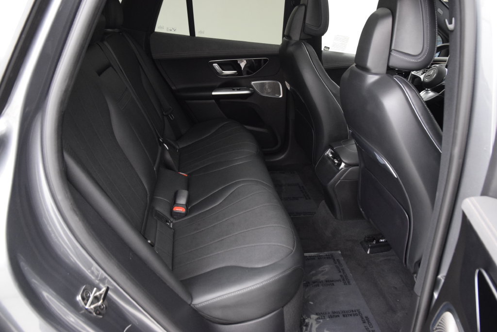 Used 2024 Mercedes-Benz EQE 350+ SUV image 19