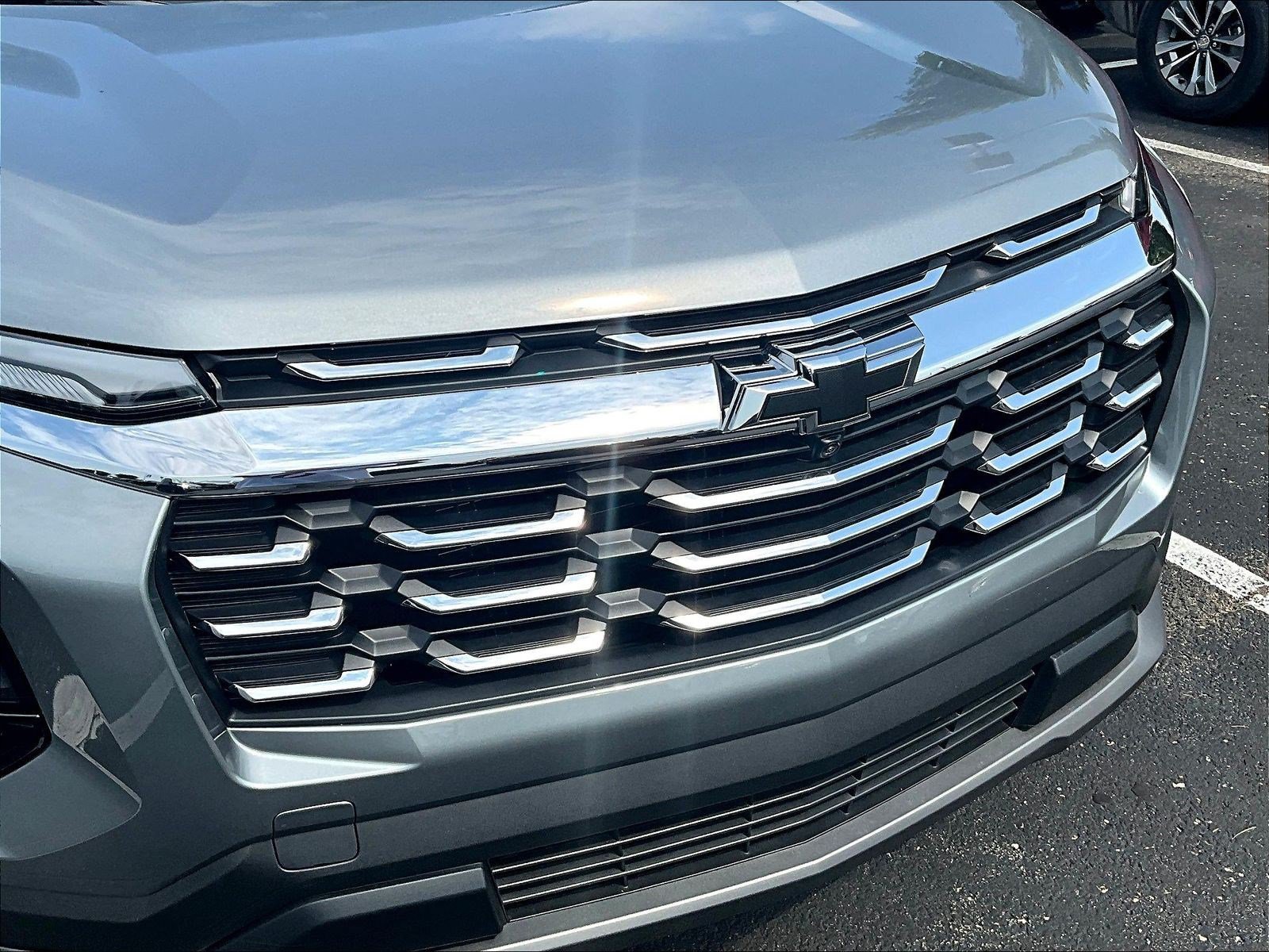 New 2027 Chevrolet Equinox LT w/ Safety and Technology Package AWD/4WD image 19