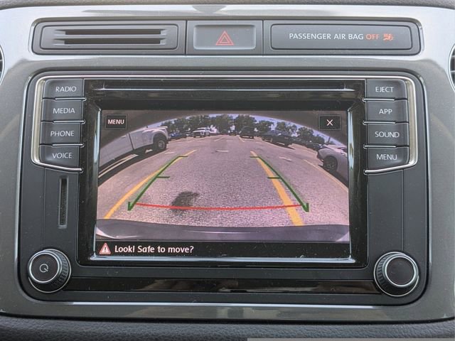 Used 2017 Volkswagen Tiguan Limited w/ Premium Package FWD image 19