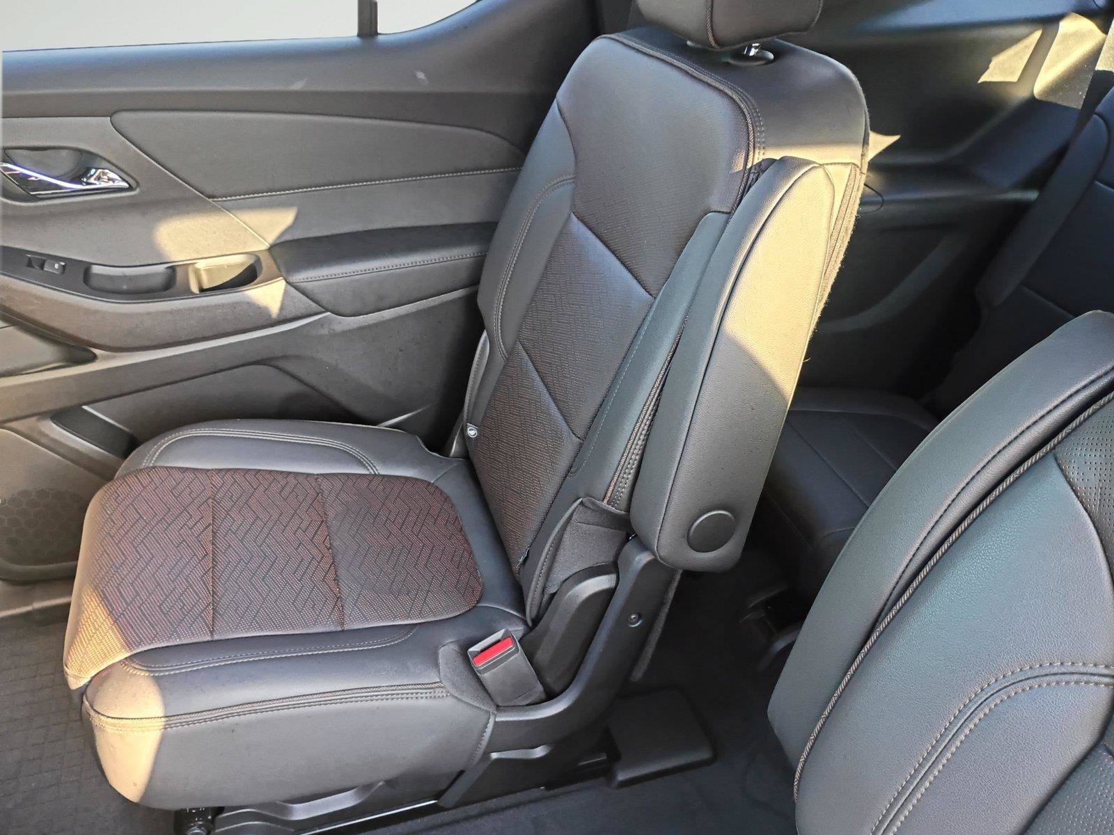 Used 2023 Chevrolet Traverse High Country w/ LPO, Floor Liner Package AWD/4WD image 18