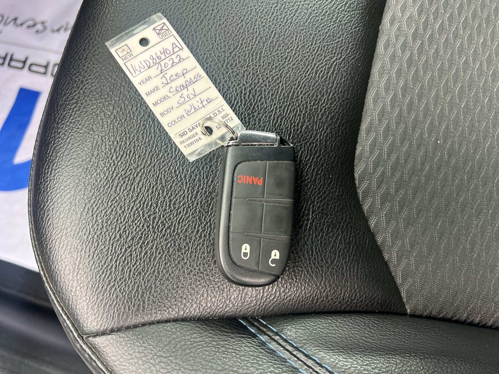 Used 2022 Jeep Compass Latitude FWD image 24