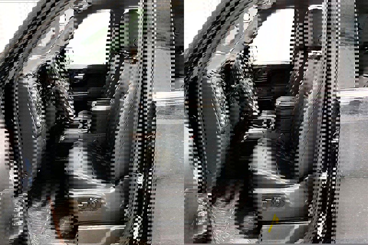 Used 2019 GMC Sierra 1500 SLT image 15