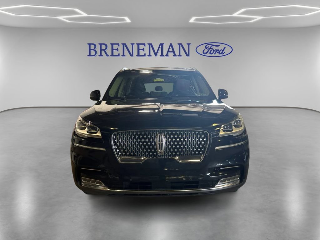 Used 2020 Lincoln Aviator Reserve w/ Equipment Group 202A AWD/4WD image 2