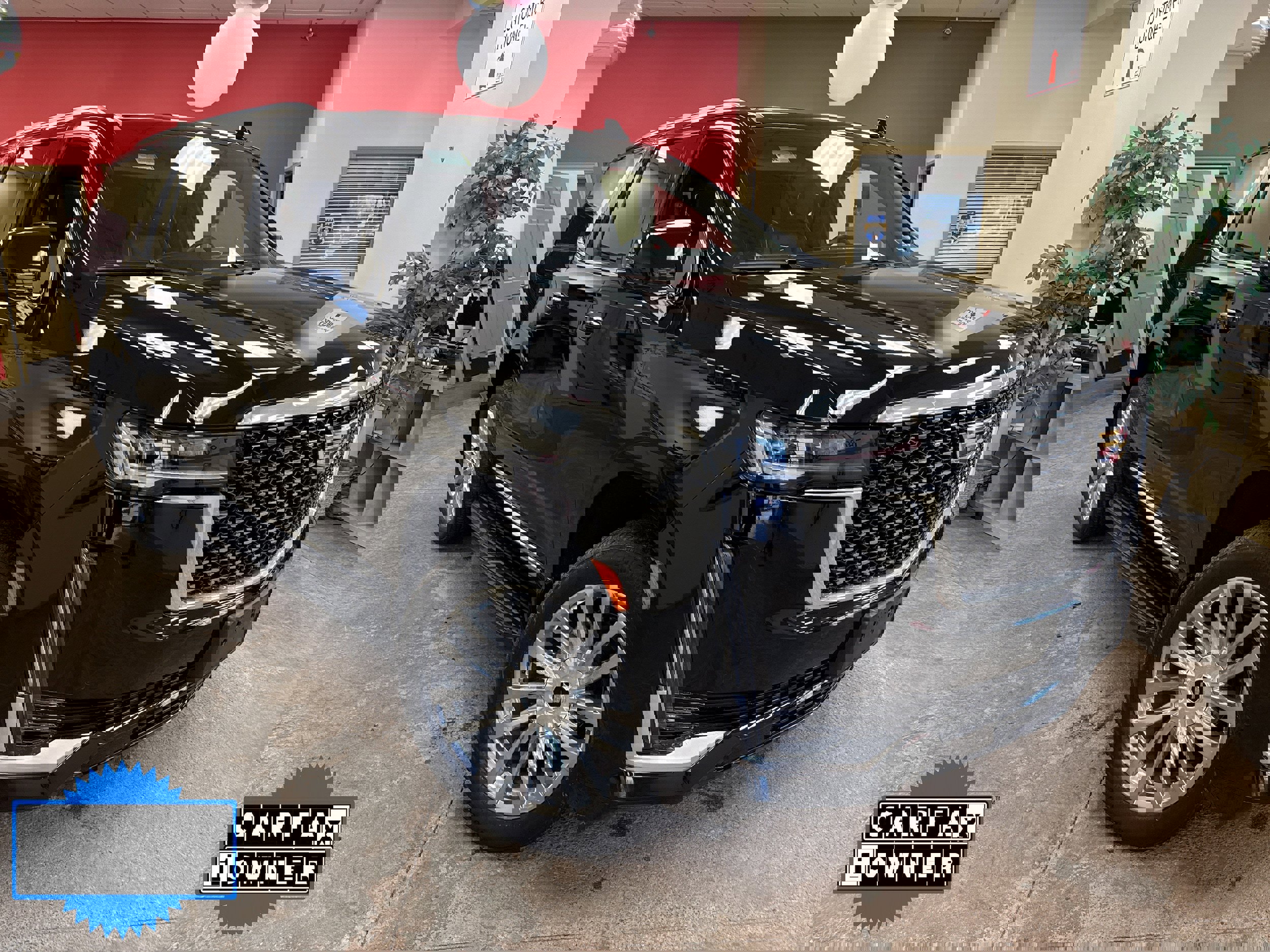 Used 2024 Cadillac Escalade Premium Luxury image 1