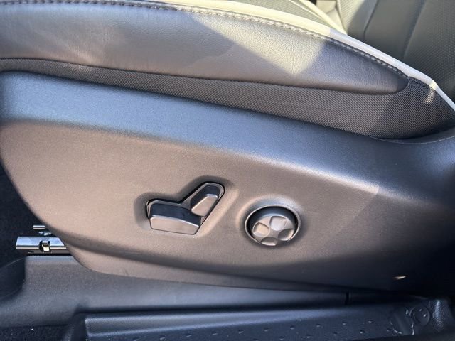 New 2026 Chrysler Pacifica Limited w/ S Appearance Package image 18