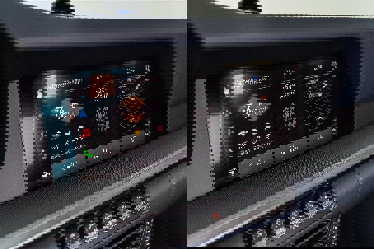 Used 2025 Porsche 911 Carrera w/ Premium Package image 74