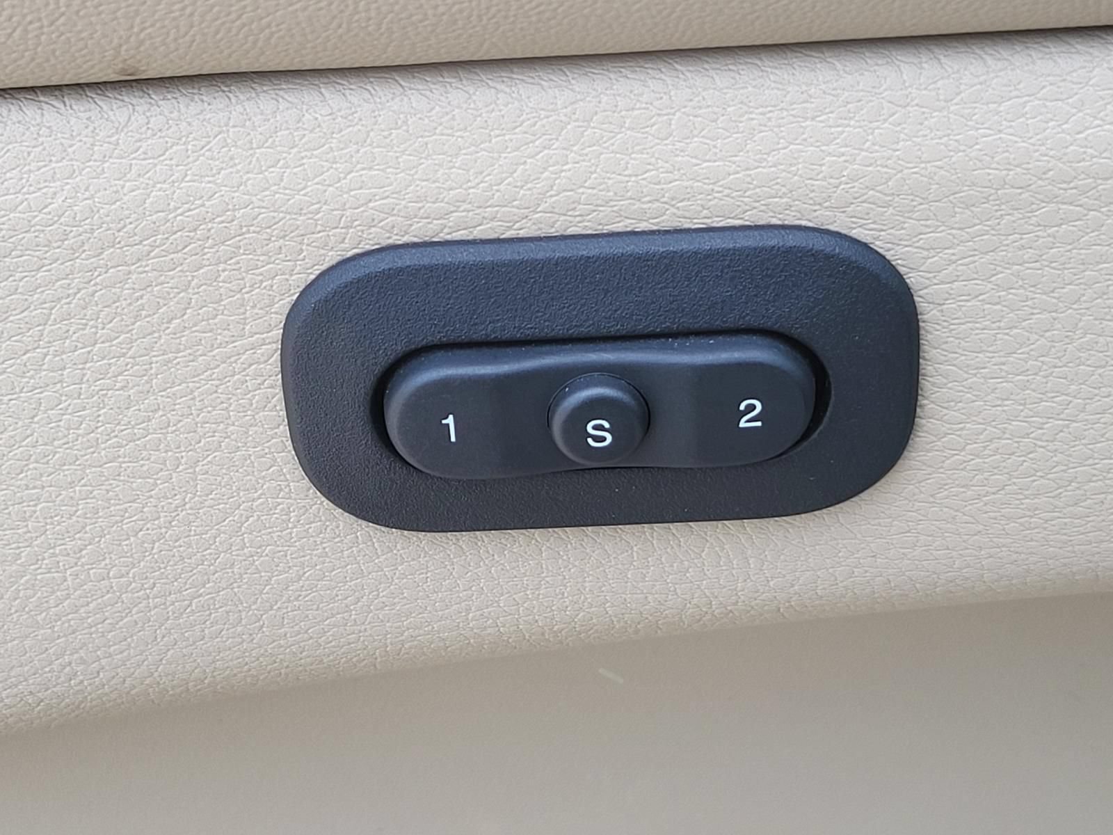 Used 2019 Jeep Grand Cherokee Limited RWD image 24