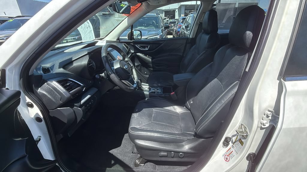 Used 2020 Subaru Forester Limited w/ Popular Package #3 AWD/4WD image 17