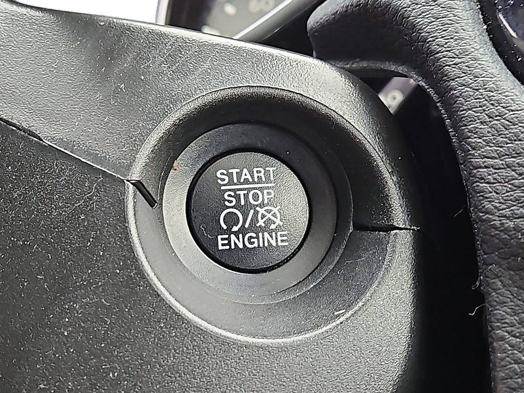 Used 2019 Jeep Compass Limited w/ Advanced Safety Group image 27