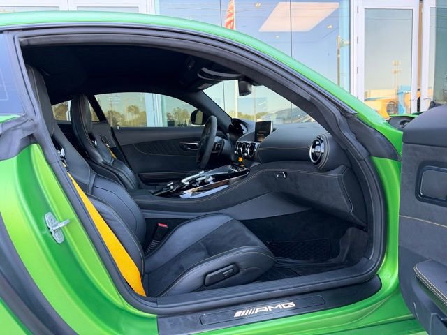 Used 2018 Mercedes-Benz AMG GT R image 9