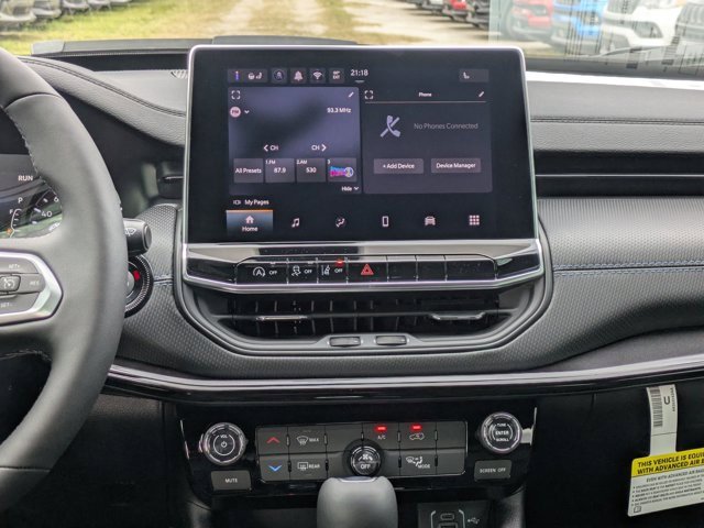 New 2026 Jeep Compass Latitude image 16