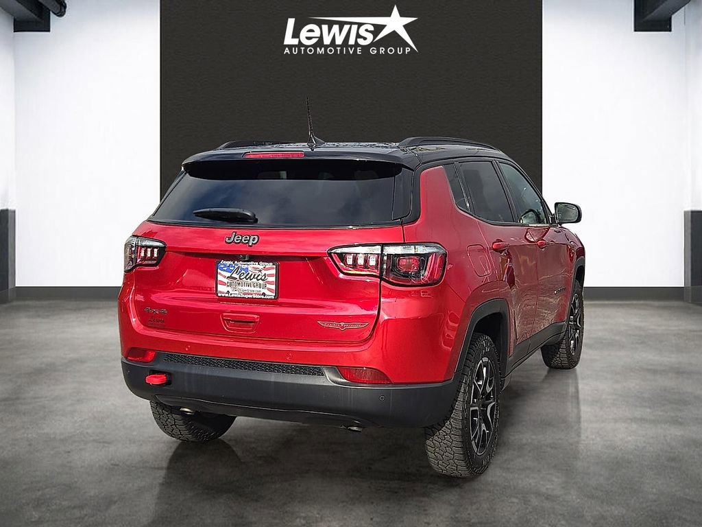 Used 2025 Jeep Compass Trailhawk w/ Sun & Sound Group image 4