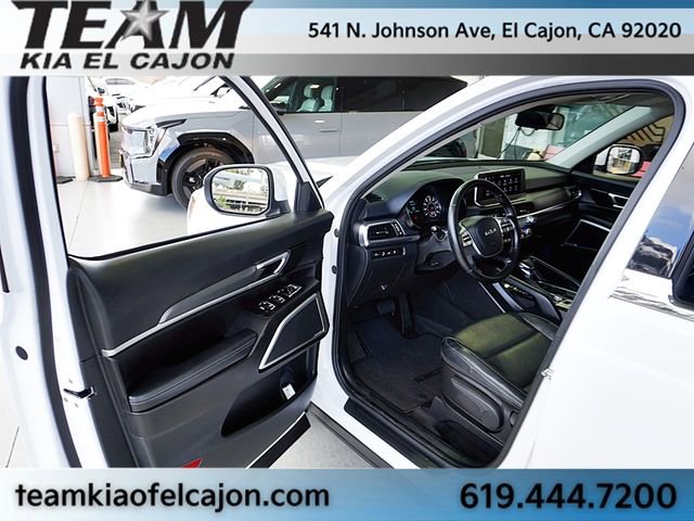 Used 2022 Kia Telluride LX image 37