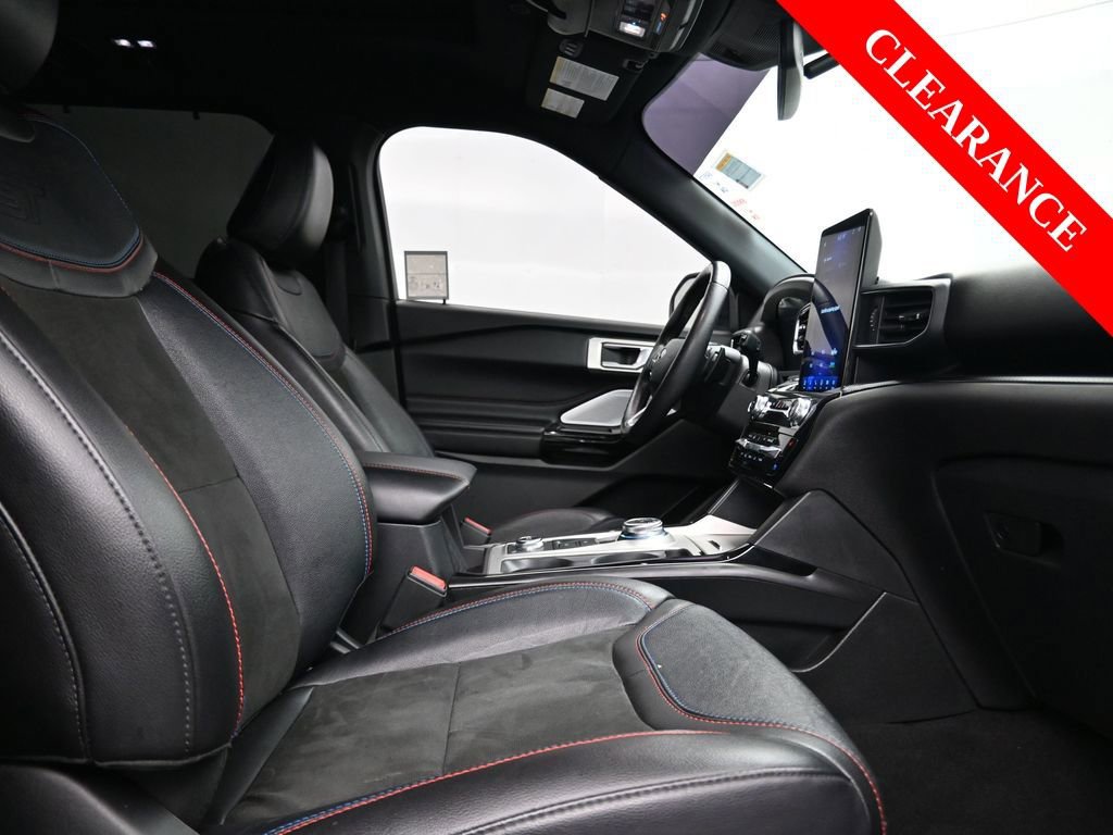 Used 2023 Ford Explorer ST w/ Equipment Group 401A image 17