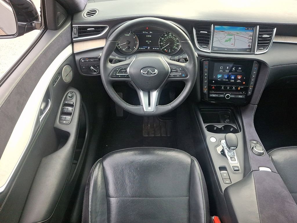 Used 2019 INFINITI QX50 Essential w/ Sensory Package image 11