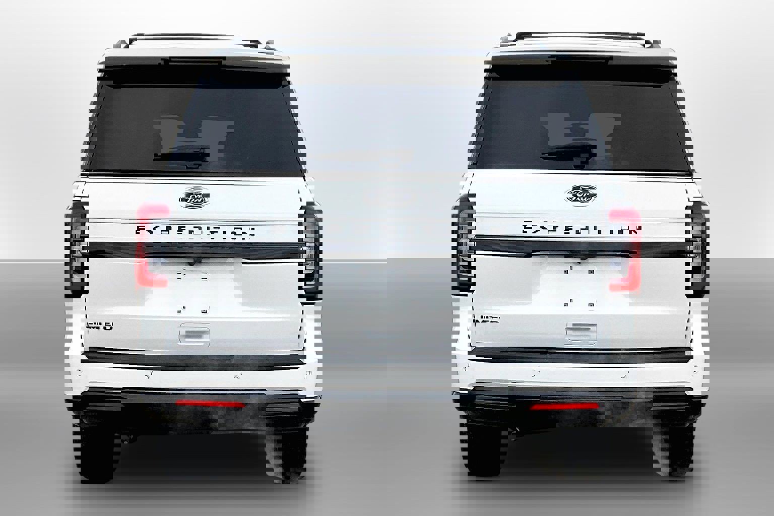 Used 2024 Ford Expedition Limited image 4