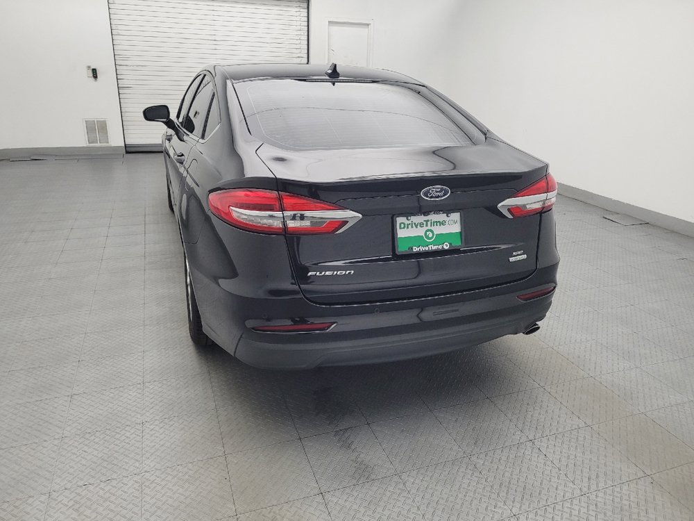 Used 2019 Ford Fusion SE FWD image 6