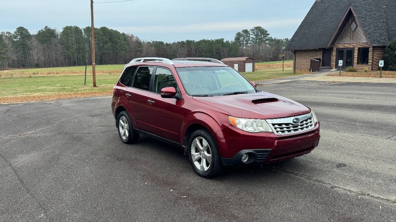 Used 2011 Subaru Forester 2.5XT Touring image 2