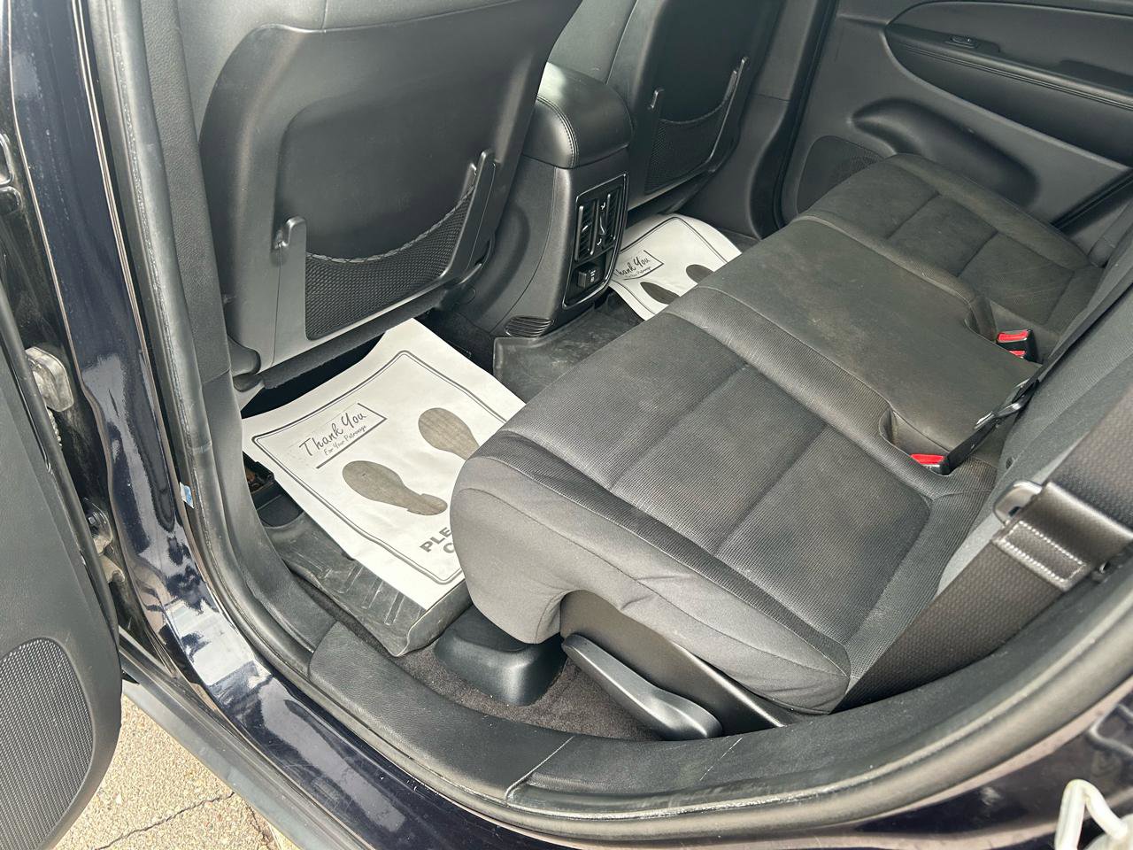 Used 2011 Jeep Grand Cherokee Laredo w/ Security & Convenience Group image 9