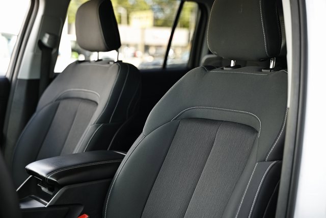 Used 2023 Jeep Grand Cherokee L Laredo image 22