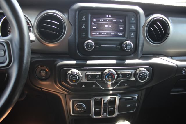Used 2019 Jeep Wrangler Unlimited Sport S AWD/4WD image 4