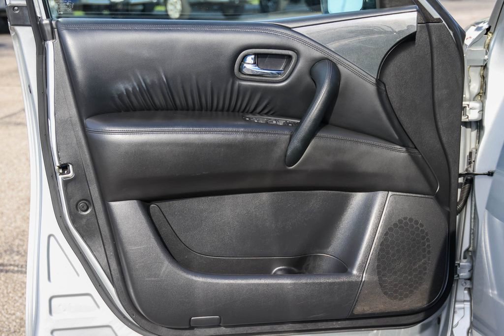 Used 2023 Nissan Armada SV RWD image 9