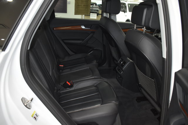 Used 2023 Audi Q5 2.0T Premium w/ Convenience Package AWD/4WD image 16