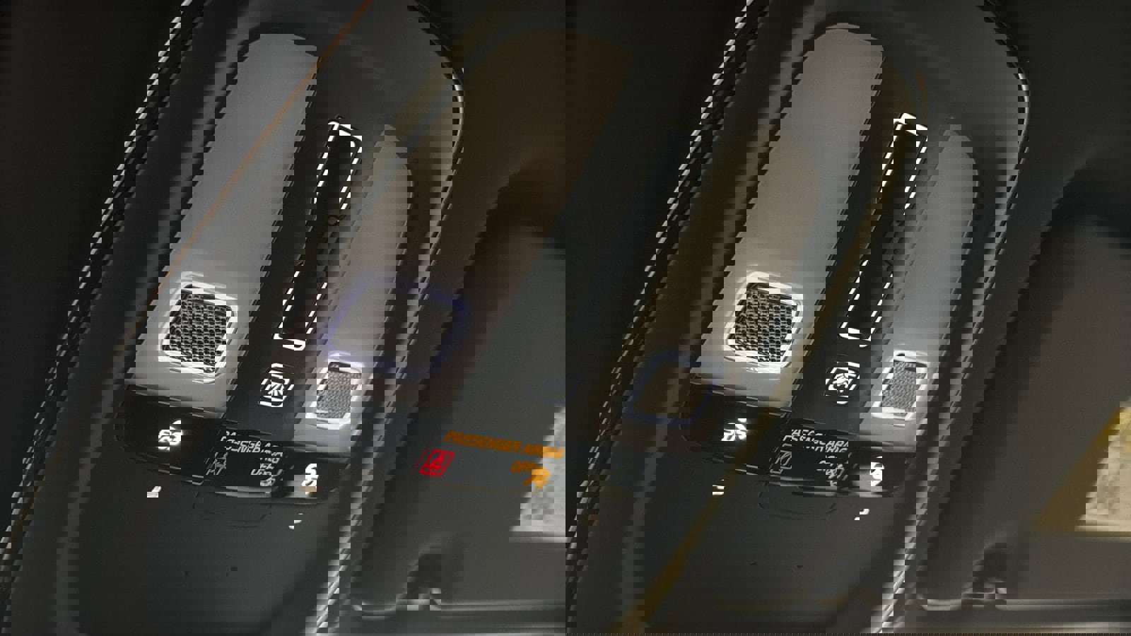 New 2026 Volvo XC60 T8 Ultra w/ Protection Package Premier image 20