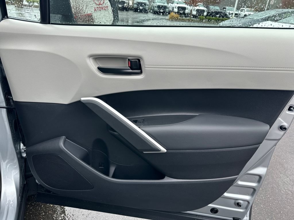 New 2026 Toyota Corolla Cross L image 16