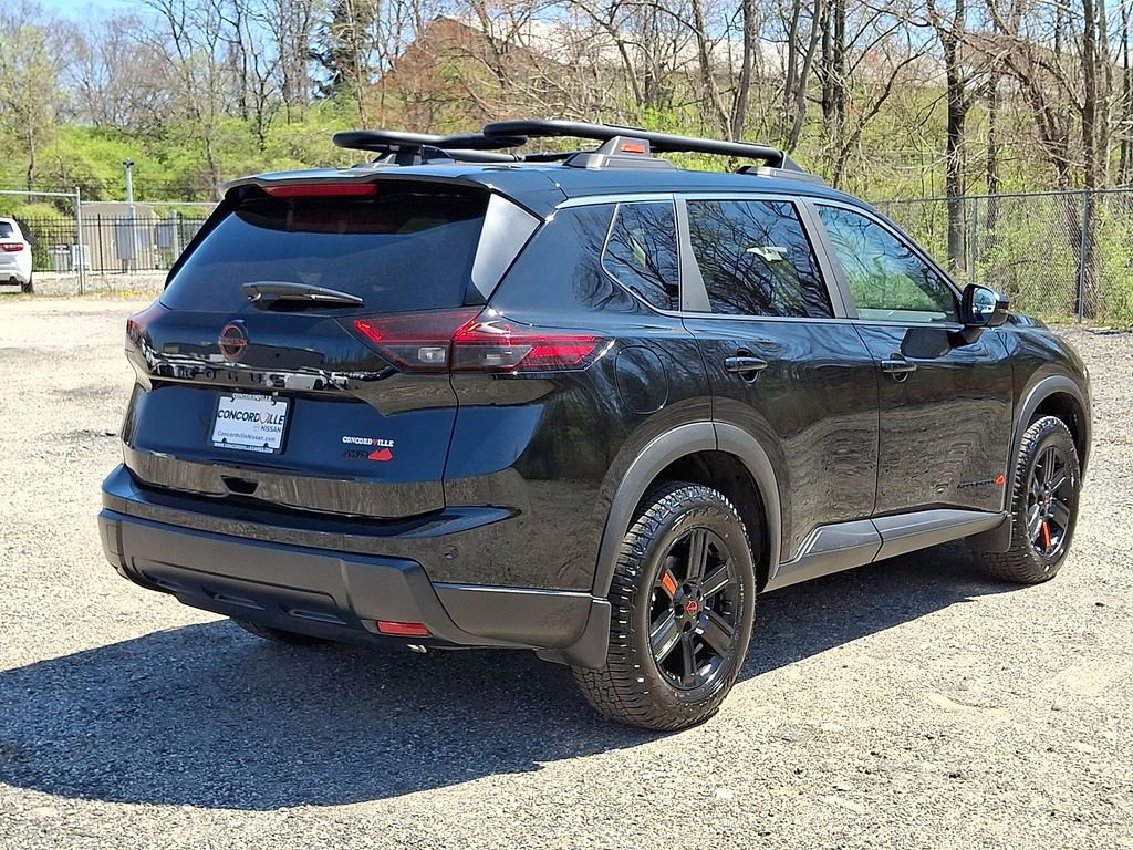 Used 2025 Nissan Rogue SV w/ Rock Creek Premium Package image 6