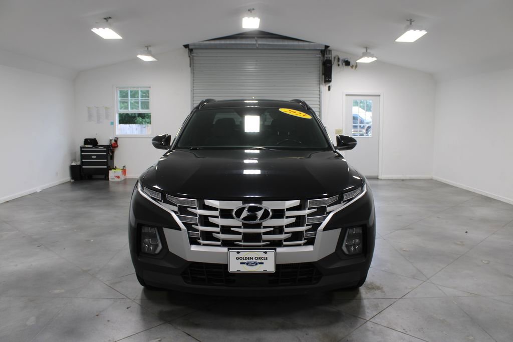 Used 2023 Hyundai Santa Cruz SEL Premium image 3