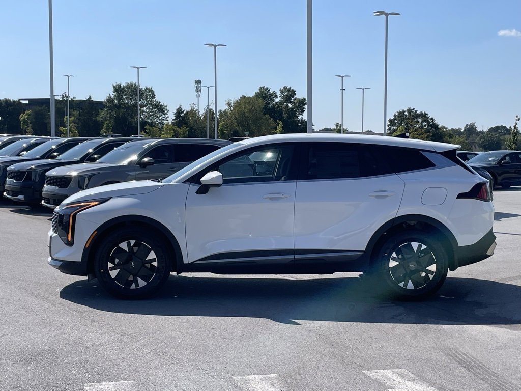 New 2026 Kia Sportage LX image 4