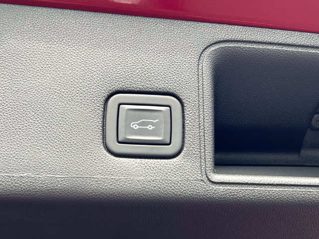 Used 2024 GMC Terrain SLT w/ Elevation Edition AWD/4WD image 40