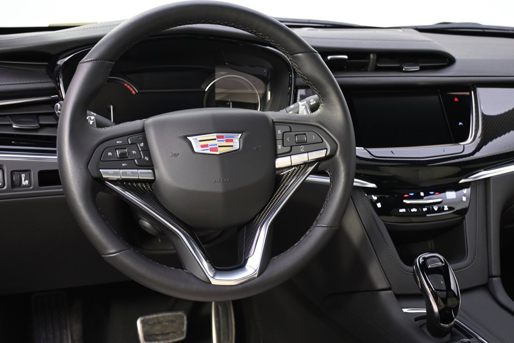 New 2025 Cadillac XT6 Sport image 10