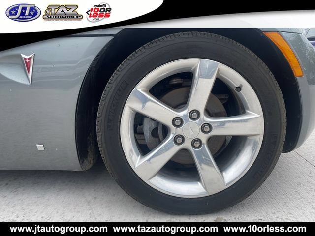 Used 2006 Pontiac Solstice Convertible w/ Premium Package RWD image 9