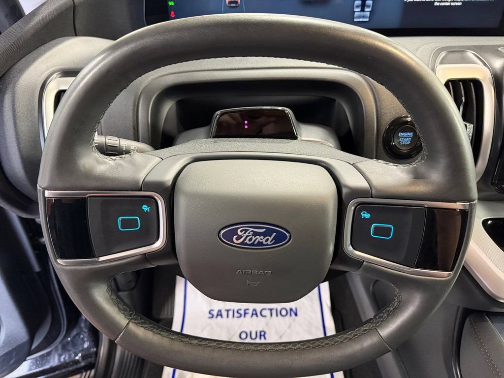 Used 2025 Ford Expedition Active AWD/4WD image 33