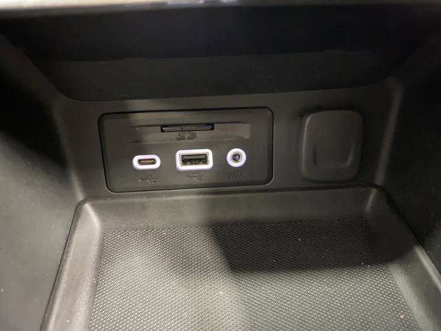 Used 2021 GMC Terrain SLT w/ Infotainment Package II AWD/4WD image 22