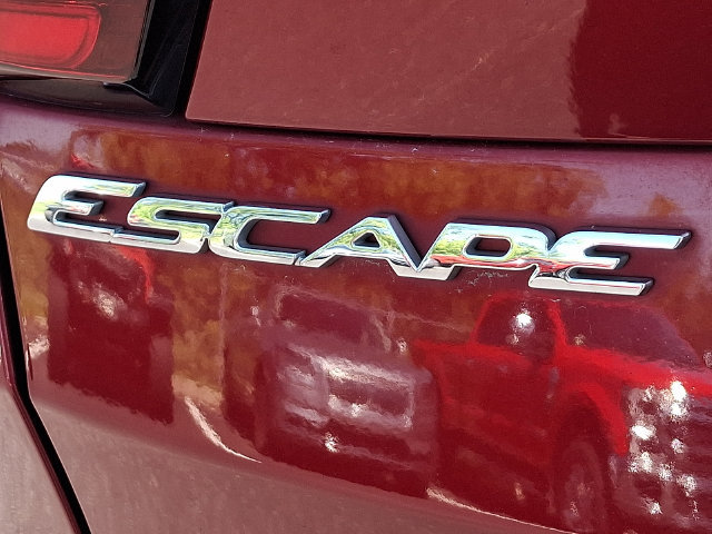 Used 2019 Ford Escape Titanium AWD/4WD image 37