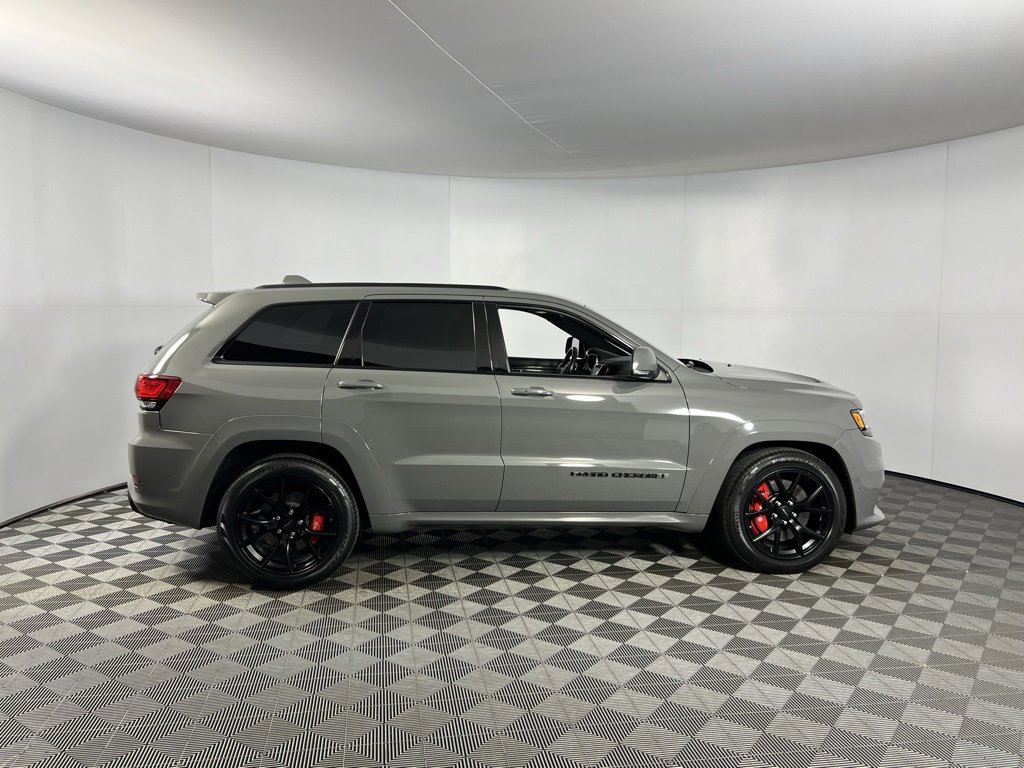 Used 2020 Jeep Grand Cherokee SRT image 5