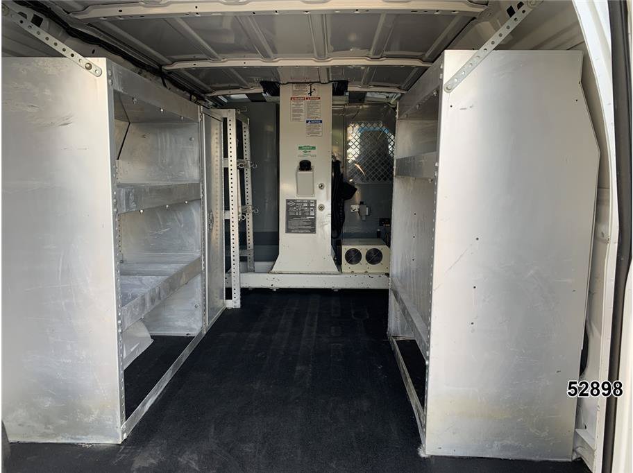 Used 2014 Ford E-350 and Econoline 350 Super Duty RWD image 11