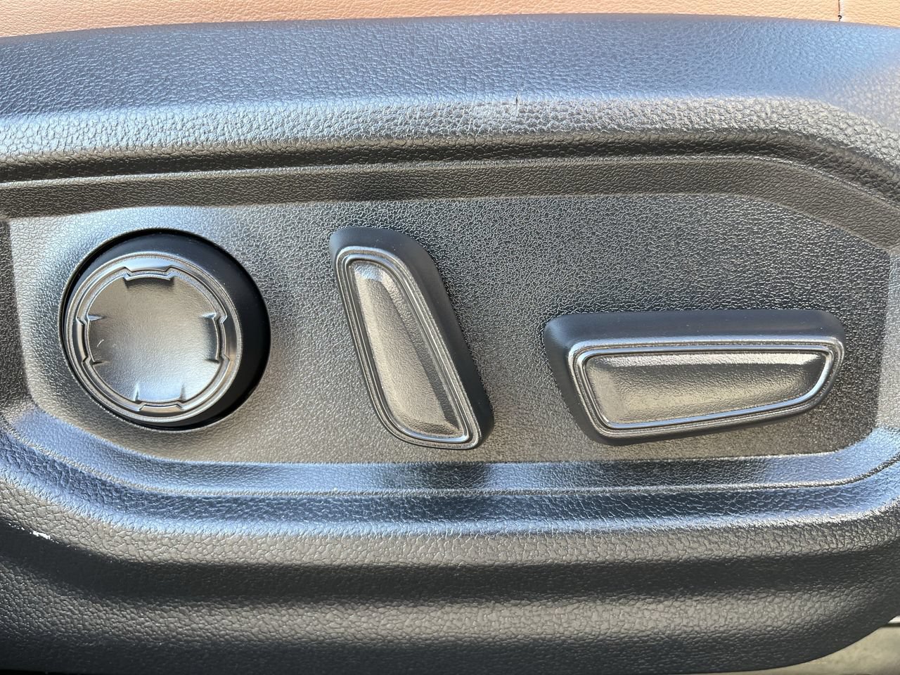 Used 2023 Toyota Tundra 1794 Edition AWD/4WD image 26
