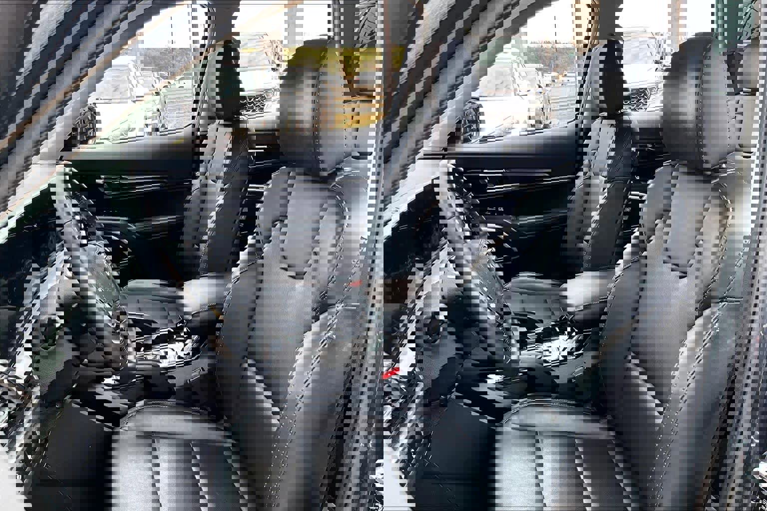 Used 2024 Kia Telluride LX image 8