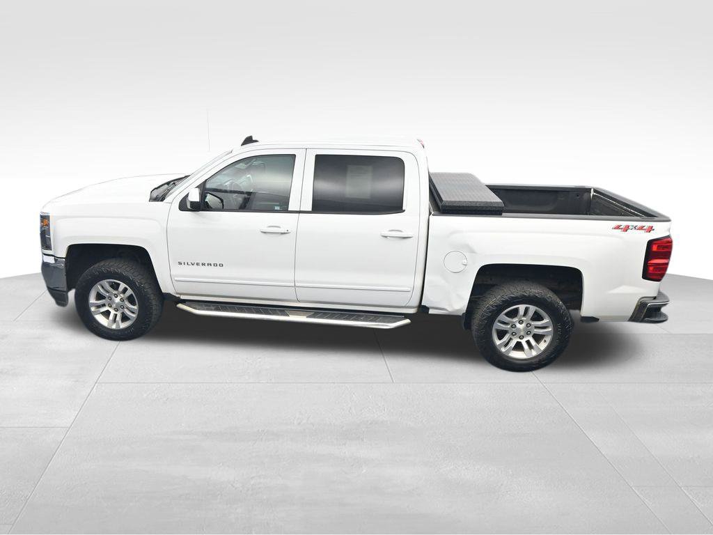 Used 2018 Chevrolet Silverado 1500 LT w/ All Star Edition AWD/4WD image 31