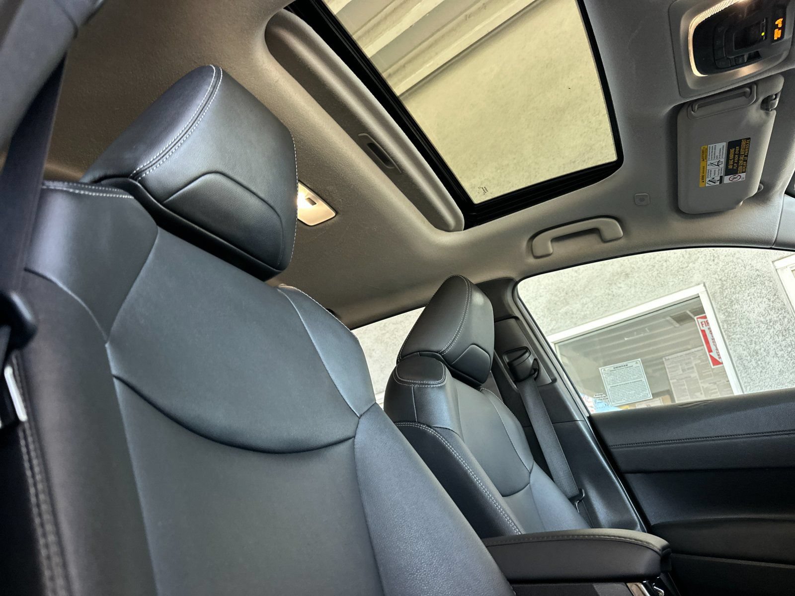 Used 2024 Toyota Corolla Cross XLE w/ Convenience Package FWD image 16