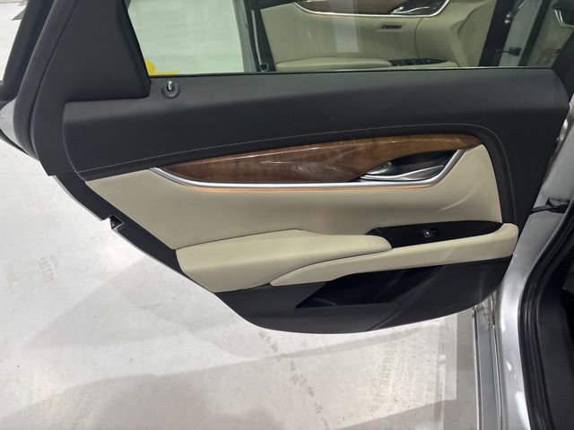 Used 2018 Cadillac XTS Luxury image 23