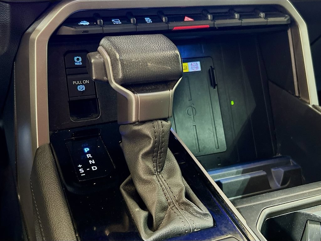 Used 2024 Toyota Tundra Limited AWD/4WD image 14
