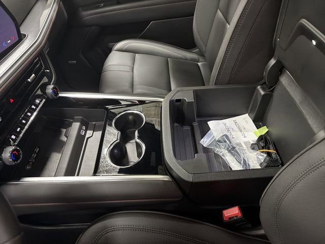 New 2026 Chevrolet Suburban RST w/ Advanced Technology Package AWD/4WD image 26
