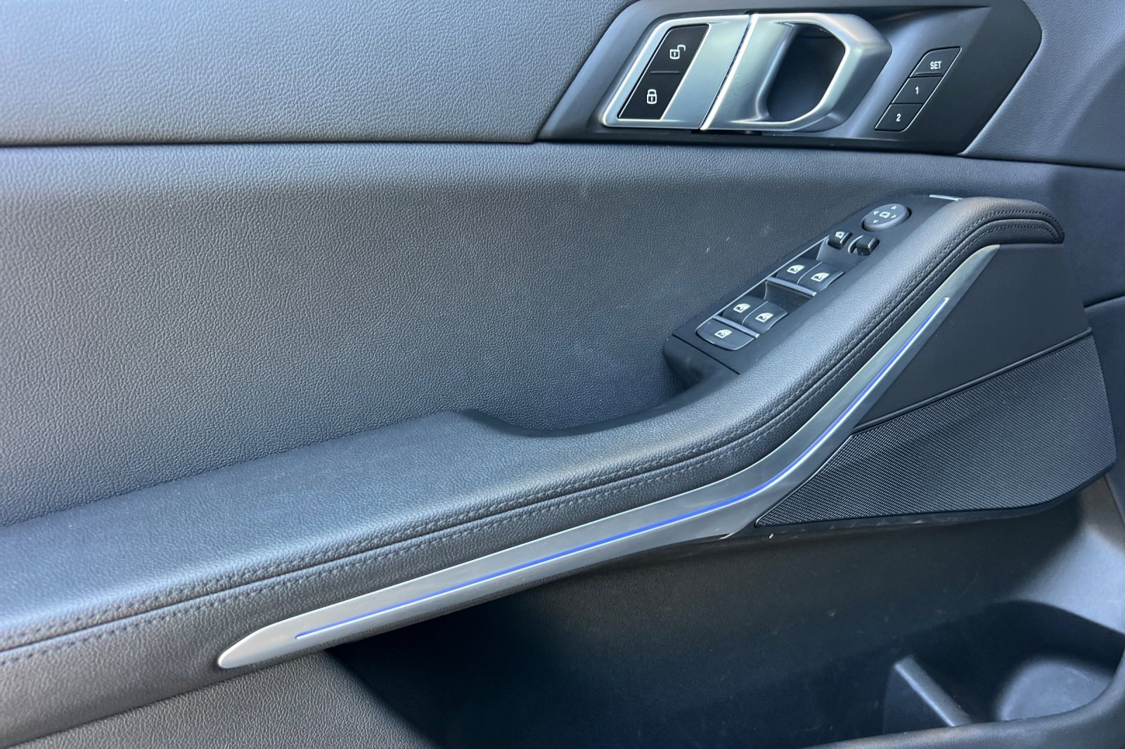 Used 2022 BMW X5 sDrive40i w/ Parking Assistance Package image 10