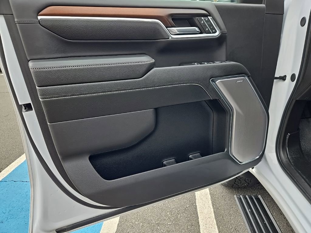 Used 2024 GMC Sierra 2500 Denali w/ Denali Reserve Package image 13