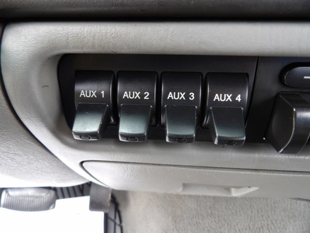Used 2006 Ford F250 XLT AWD/4WD image 23